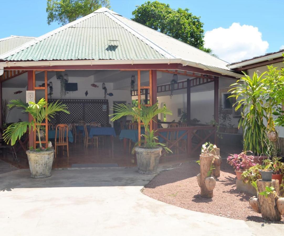 Rising Sun Guesthouse 라디게 외부 사진